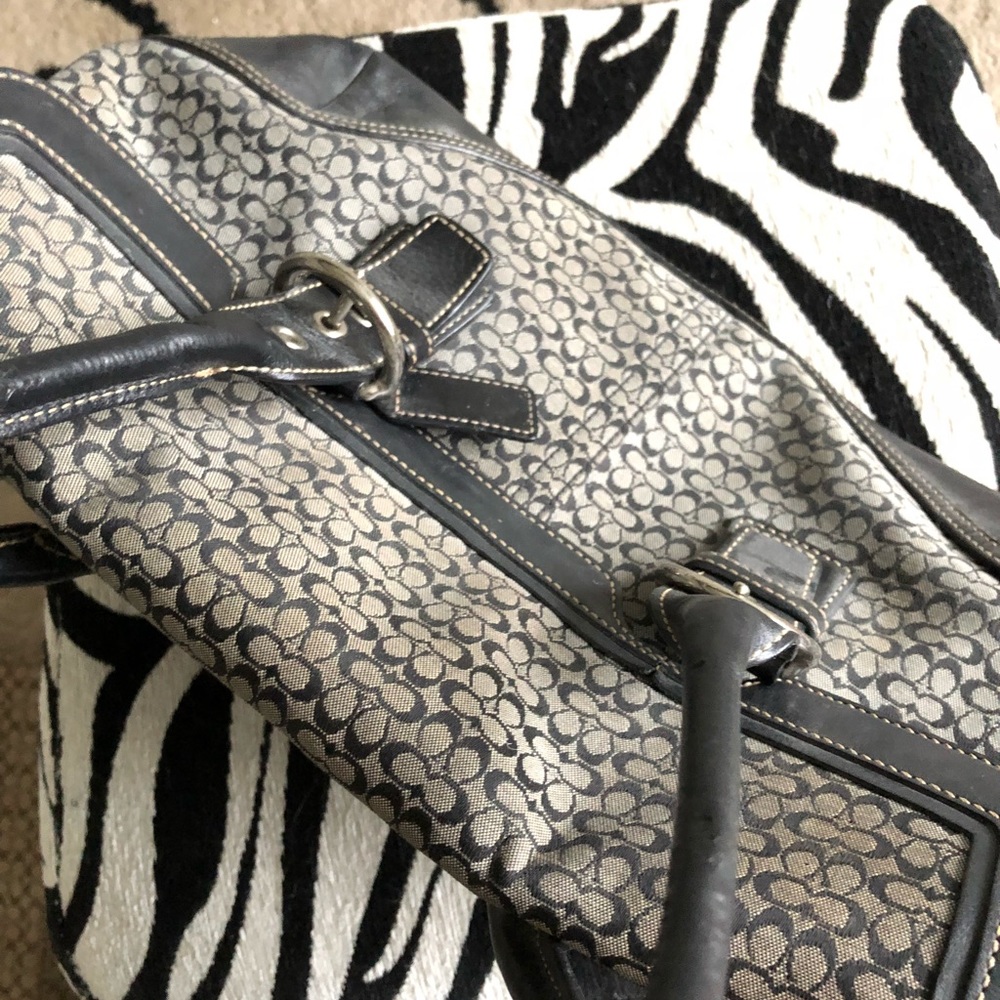 Coach Bag - Picture 4 of 6